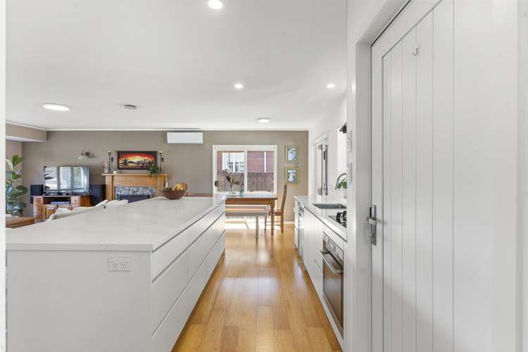 15 Sunkist Bay Road Beachlands_8