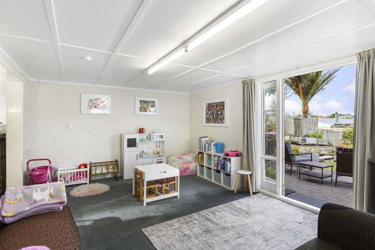 62 La Trobe Street Pakuranga Heights_11