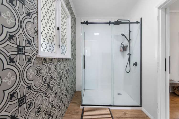 10 Salisbury Road Fairy Springs_12