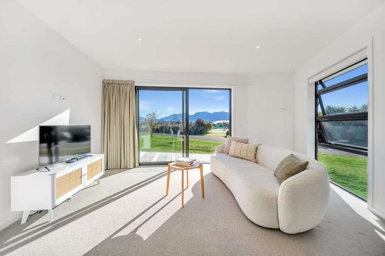 35 Paton Place Te Anau_9