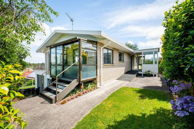 11 Mountbatten Place Dinsdale_1