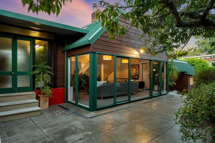 47 Nui Mana Place Te Atatu South_1