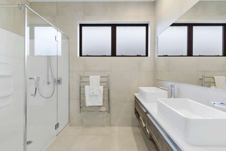 9 Karo Road Beachlands_15