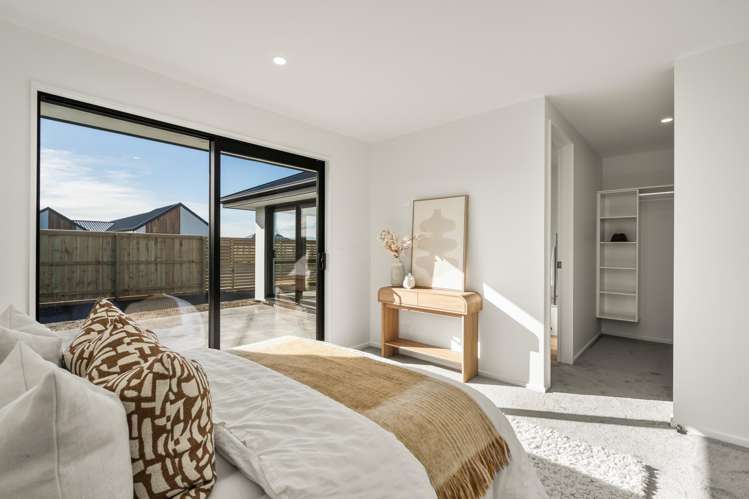 5 Greenslade Drive Lincoln_13