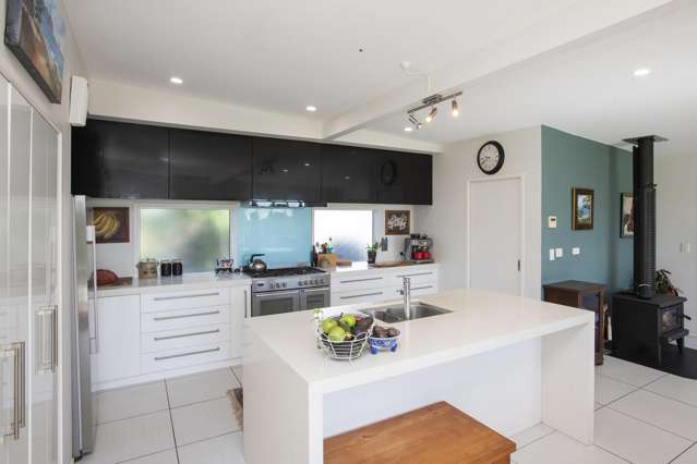 1 Forster Street Tolaga Bay_2