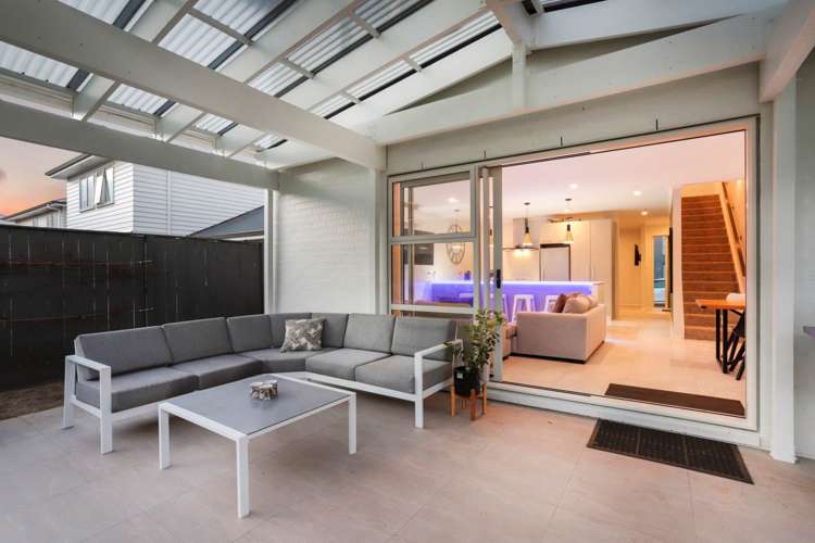 16 Samuel Cassidy Avenue Swanson_16