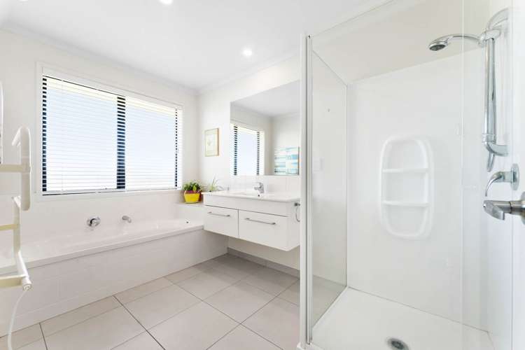 18 Arbors Track Silverdale_11