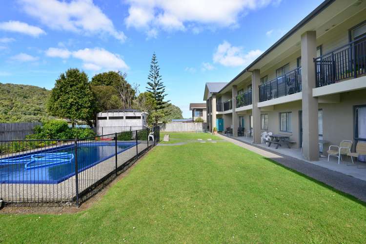 2H/25 Weranui Road Waiwera_15