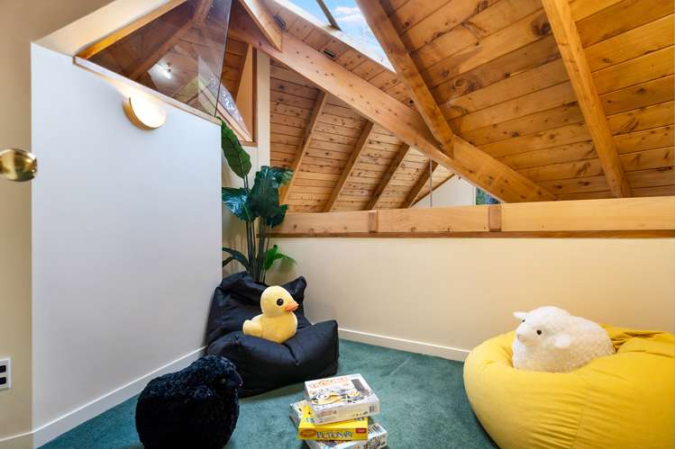 19 Fawcett Road Laingholm_14