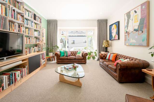 SUN, SPACE AND GARAGING IN THE HEART OF MT. VIC