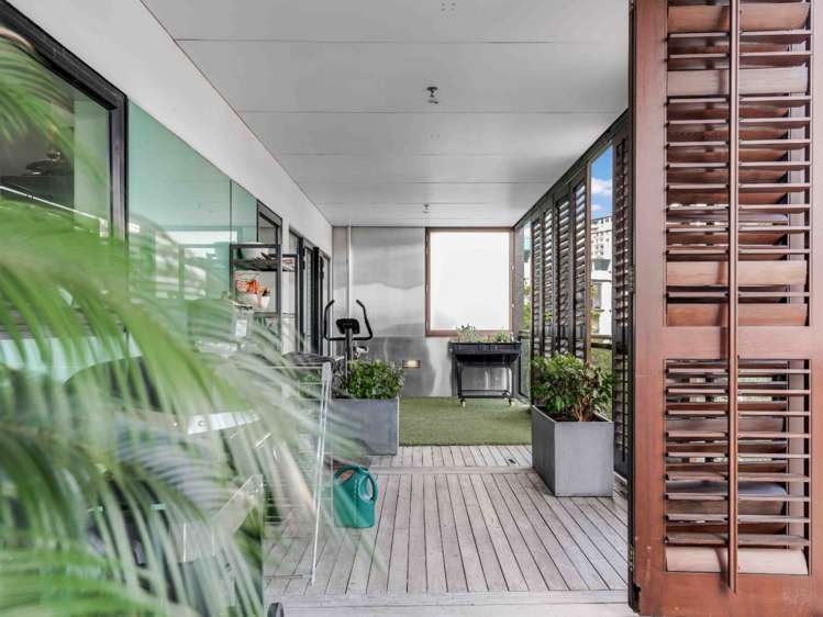 301/121 Customs Street West 10015_15