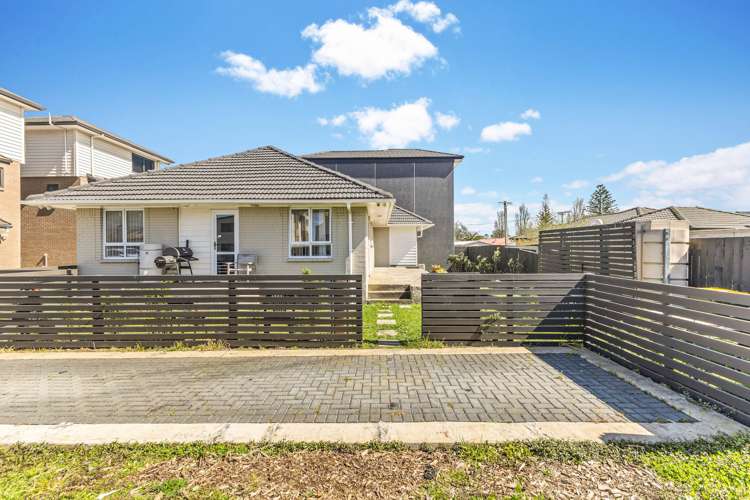 2/30 Calvert Avenue Mangere East_12