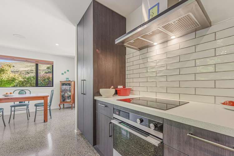 59 Sunningdale Drive Stoke_11