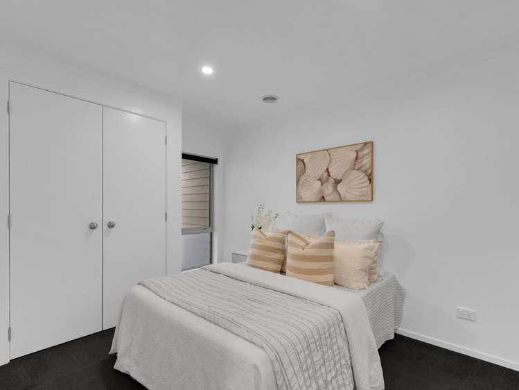 8/113 Knighton Road Hillcrest_11