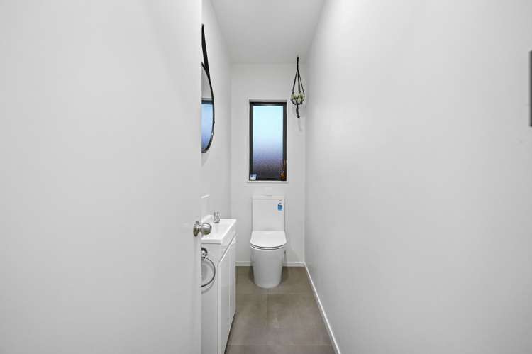 15 Blairgowrie Place Rototuna North_17