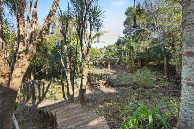 19 Beach Road Mellons Bay_30