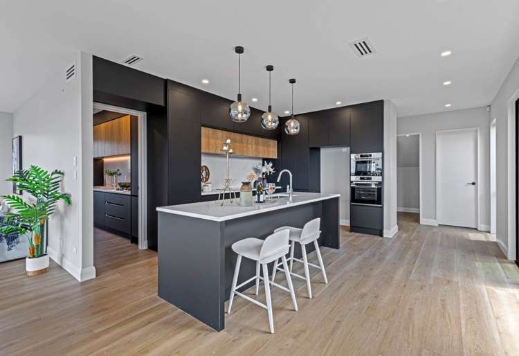 37 Kikorangi Drive Orewa_2