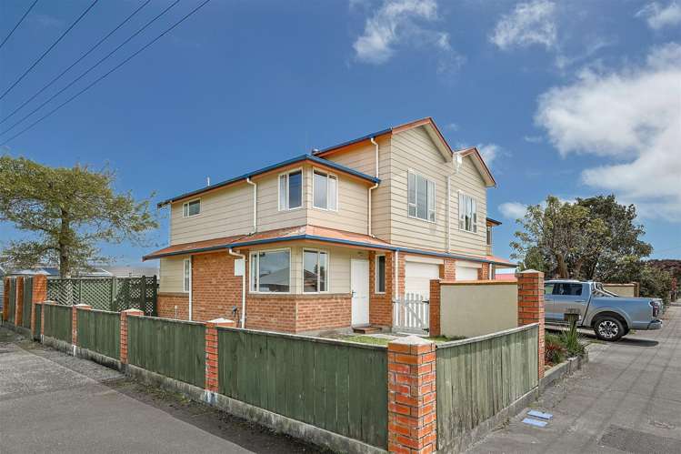 2/146 Derby Street_0