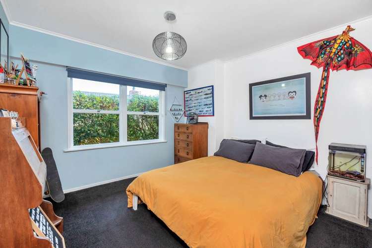 2 James Place Opaheke_10