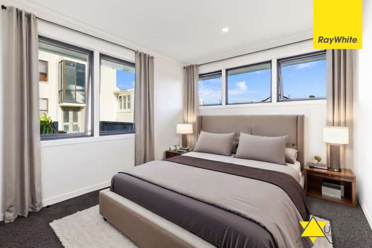 2 Westward Ho Glen Eden_7