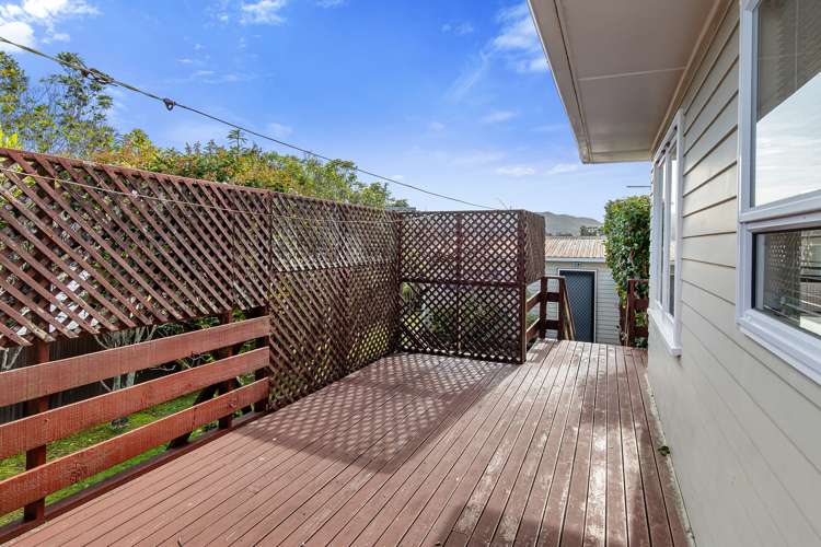 34 Petrie Street Wainuiomata_18