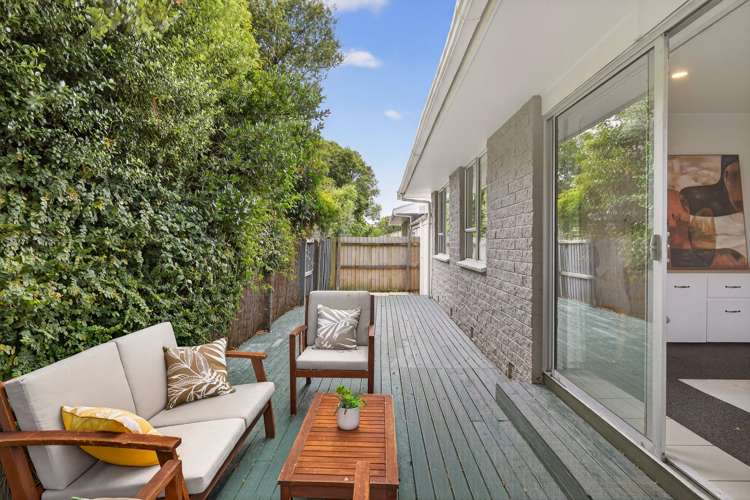 1/565a Ferry Road Woolston_4