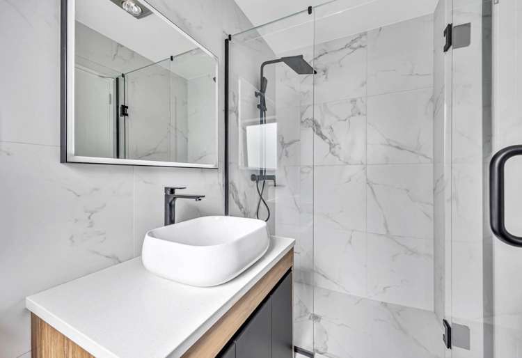 25 Knockanara Drive Flat Bush_29