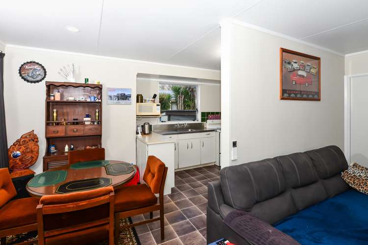 213a Tuhikaramea Road Dinsdale_17