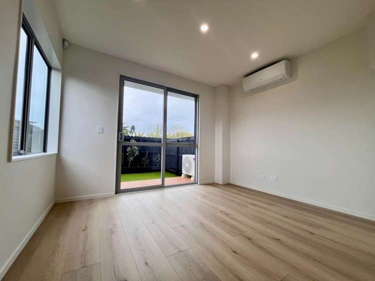 9/9 Coral Crescent Panmure_7