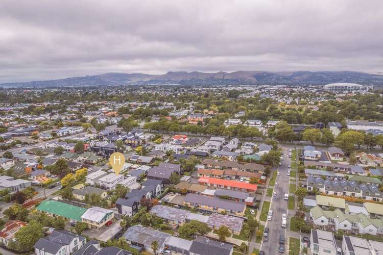 25b Champion Street Edgeware_17