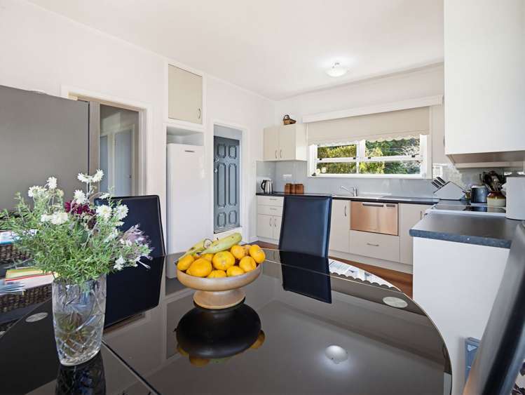 605 Sealey Street Thames_13
