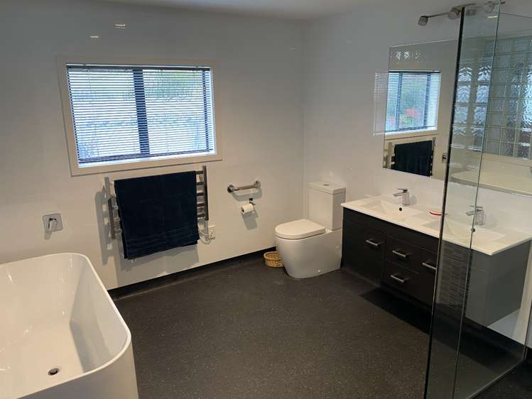 5 Miller Place Masterton_11