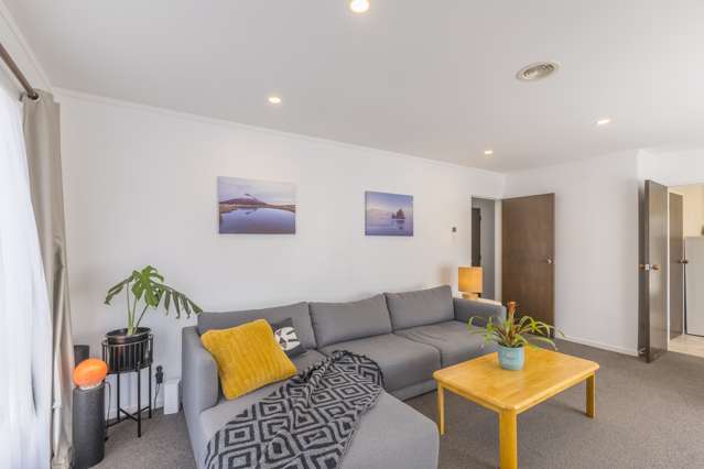 4/200 Onepu Road Lyall Bay_1