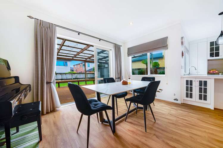 15 Carrickdawson Drive Flat Bush_6