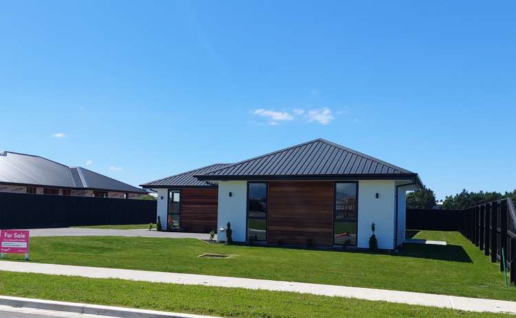9 Merino Crescent Amberley_14
