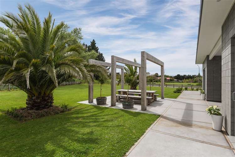 2 Riverside Way Amberley_15