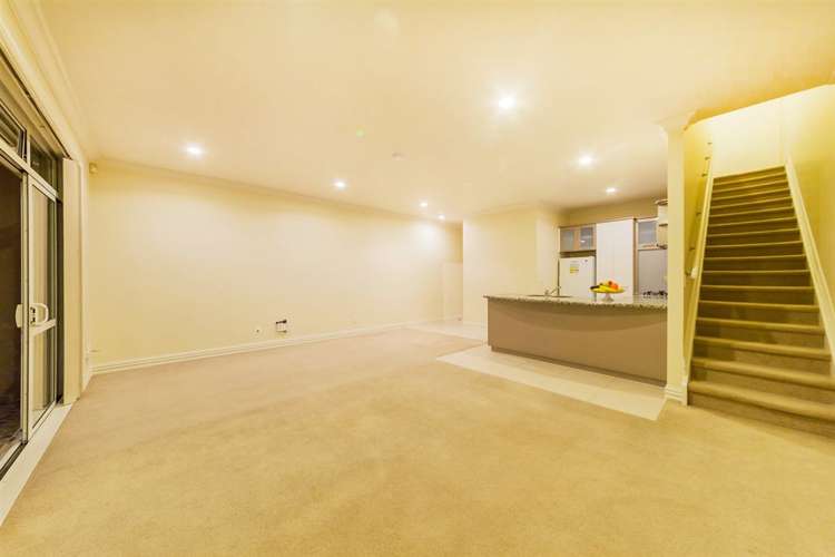 2/126 Stancombe Road Flat Bush_3