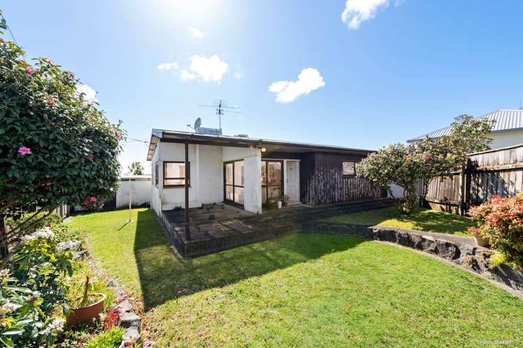 1b Verbena Road Birkdale_2