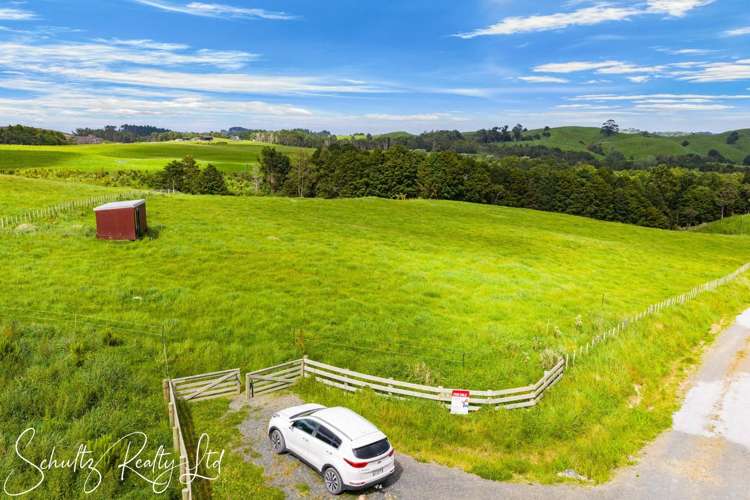 523B Golden Stairs Road Maungaturoto_5