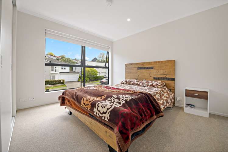 31 Matairangi Avenue Totara Heights_16