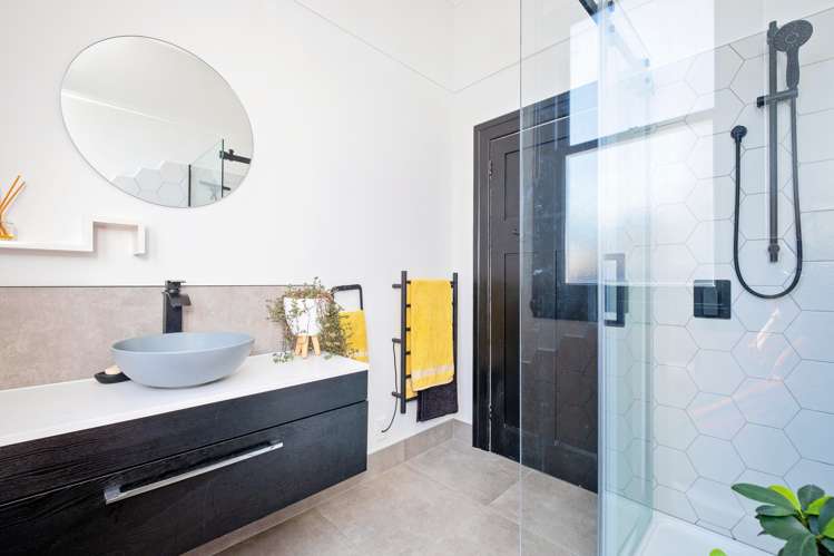 23 Jull Street Napier South_14