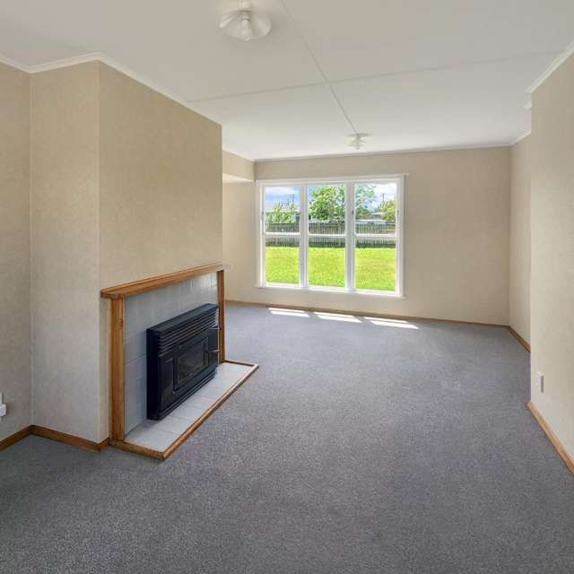 32 Devon Crescent 10985_2