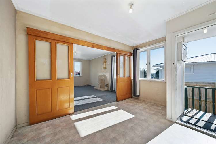 3 Cobham Crescent Kelston_14