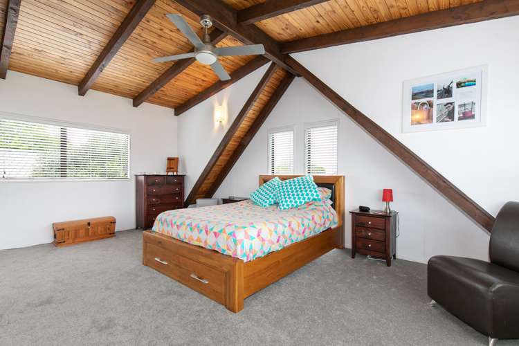 16b Lancaster Road Beach Haven_10