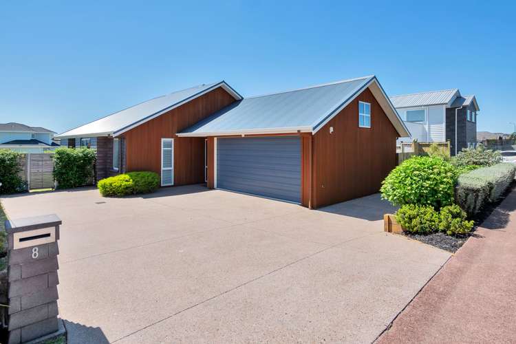 8 Giarni Place Karaka_0