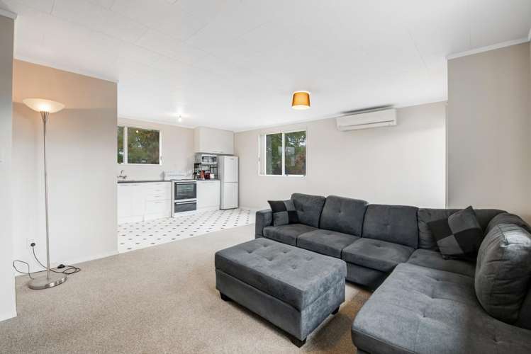 2/26 Parakai Avenue Parakai_8