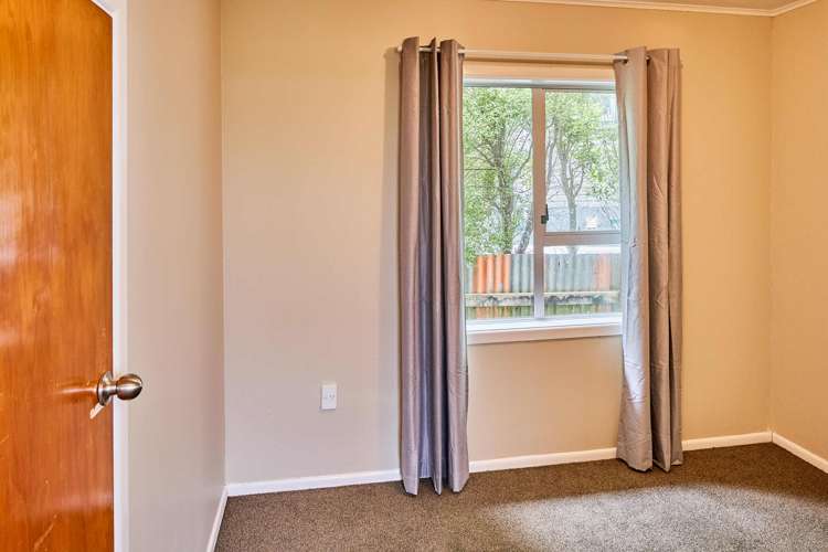 72 Hair Street Wainuiomata_8