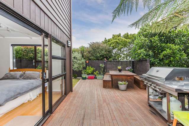 24 Thatcher Crescent Crofton Downs_2