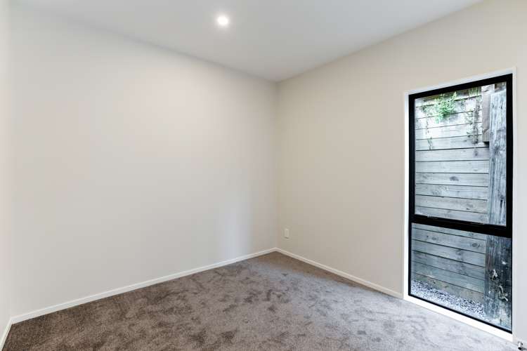 11 Horokaka Street Massey_17