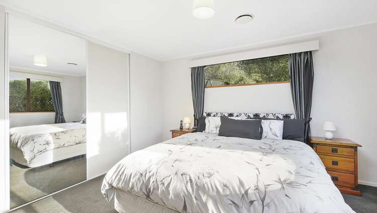 6 School Lane Kirwee_8